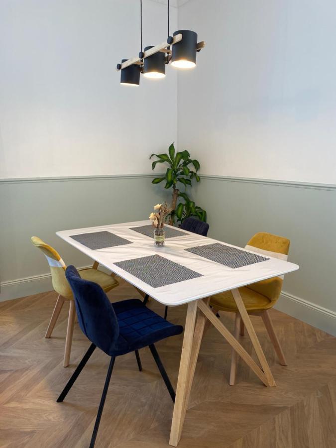 Magnifique Appartement Climatise - Classe 4 Etoiles แตร์ราส์ซง ภายนอก รูปภาพ